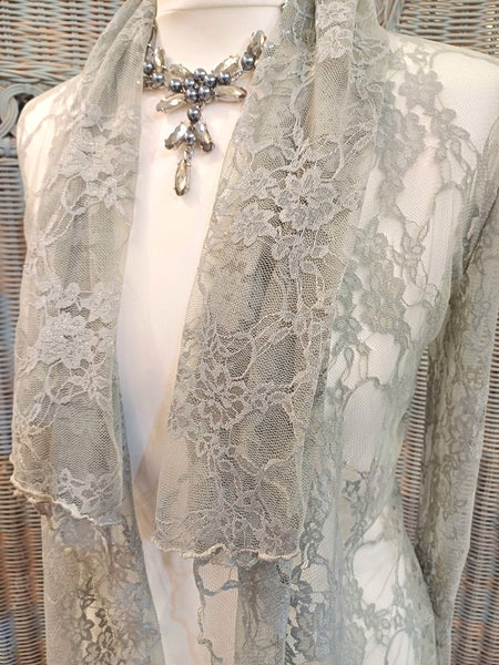 Minuet Fine Stretch Lace Jacket